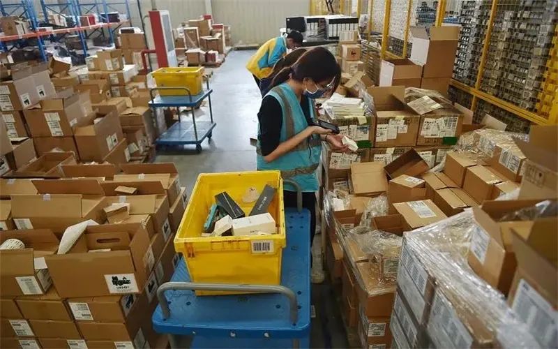 上班族业余时间做兼职,有哪些途径,可以一天收入一两百的?