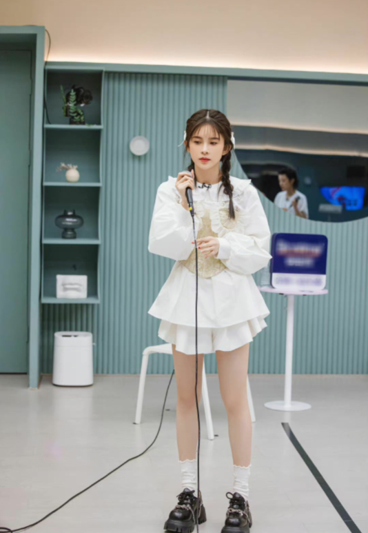 《浪姐3》曝有姐姐不冲厕所，送礼物差别对待，徐梦桃回应