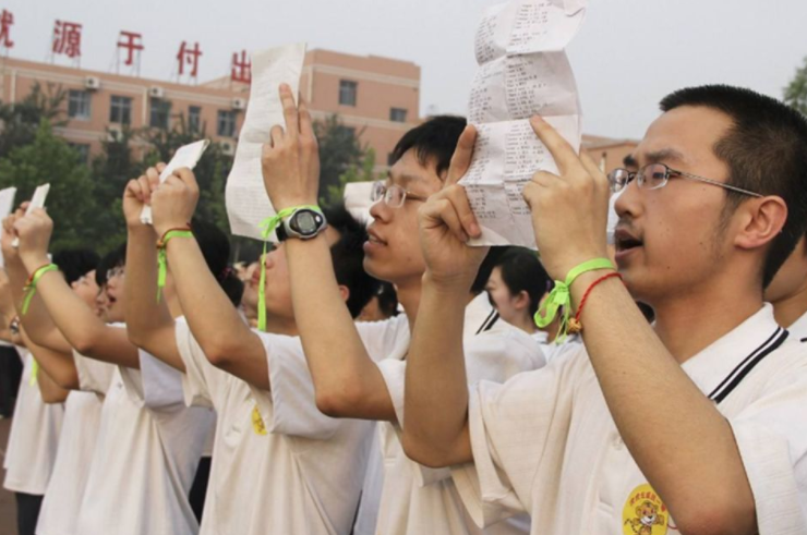 河北高中排行榜出炉，榜首备受学生家长青睐，第二名也是实力不凡