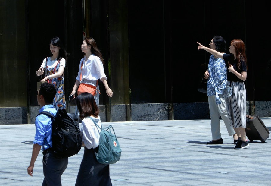 2008年湖南老人抢劫入狱“养老”，刑满释放后，老人：还想回去