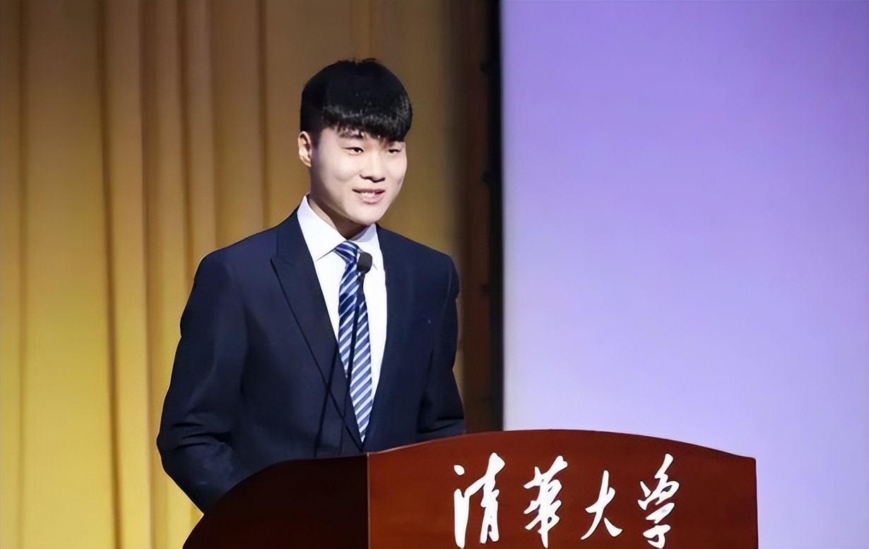 清华的学生会主席有多牛？连院长都要“敬三分”，但选拔标准苛刻
