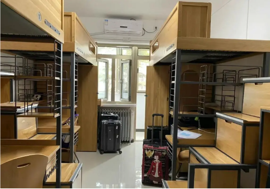 大学宿舍各不同，清北和耶鲁、哈佛不是一个级别，学生更想去清华