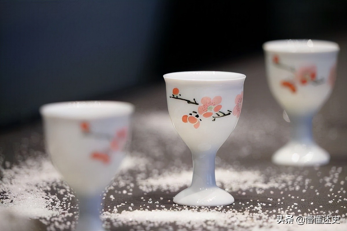 毛主席专用瓷器：价值连城的“7501瓷”，一套瓷碗现拍卖800万