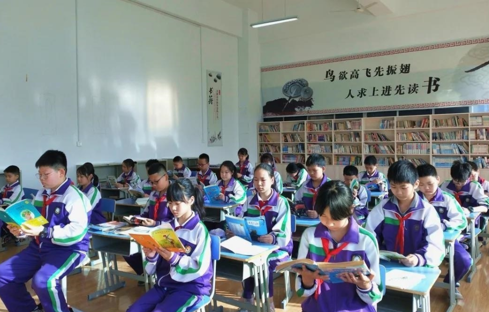 双减过后，民办学校和公办差距越来越大，家长可别不在意