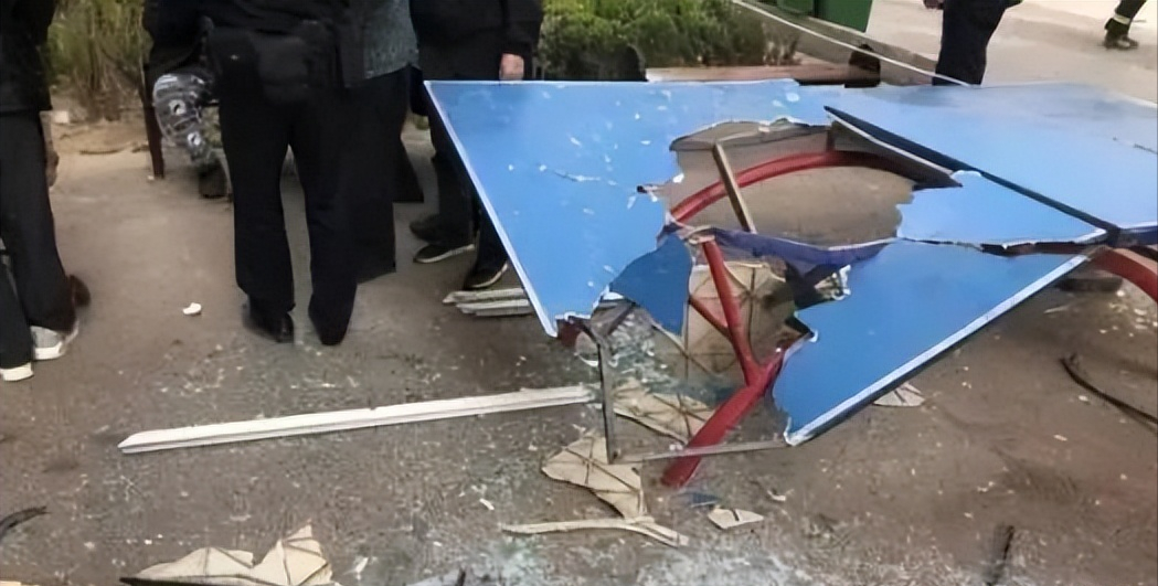 青岛一酒店疑似突发闪爆事故，什么是闪爆？又和燃气有关？