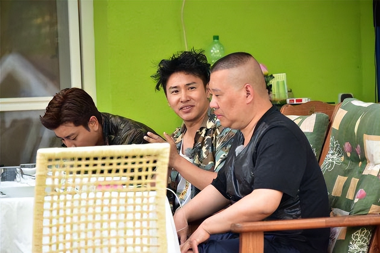 优秀全靠搭档，单飞一落千丈，拆伙就不行的主持名嘴们，能怪谁