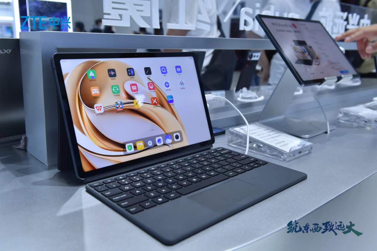 中兴通讯全球首款5g云电脑全新亮相,引领产业再升级中兴通讯 - 114