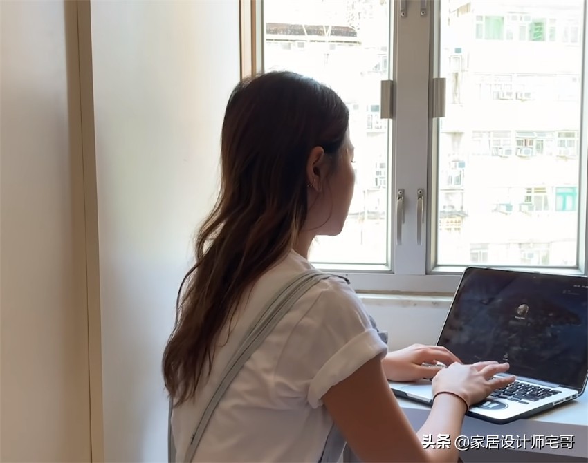 香港90后姑娘买下32㎡“老破小”，“穷转”翻新，网友：真是服了