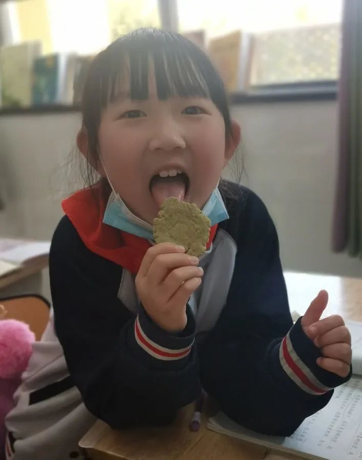 成都高新区朝阳小学开展“节气深耕·清明节气”主题活动