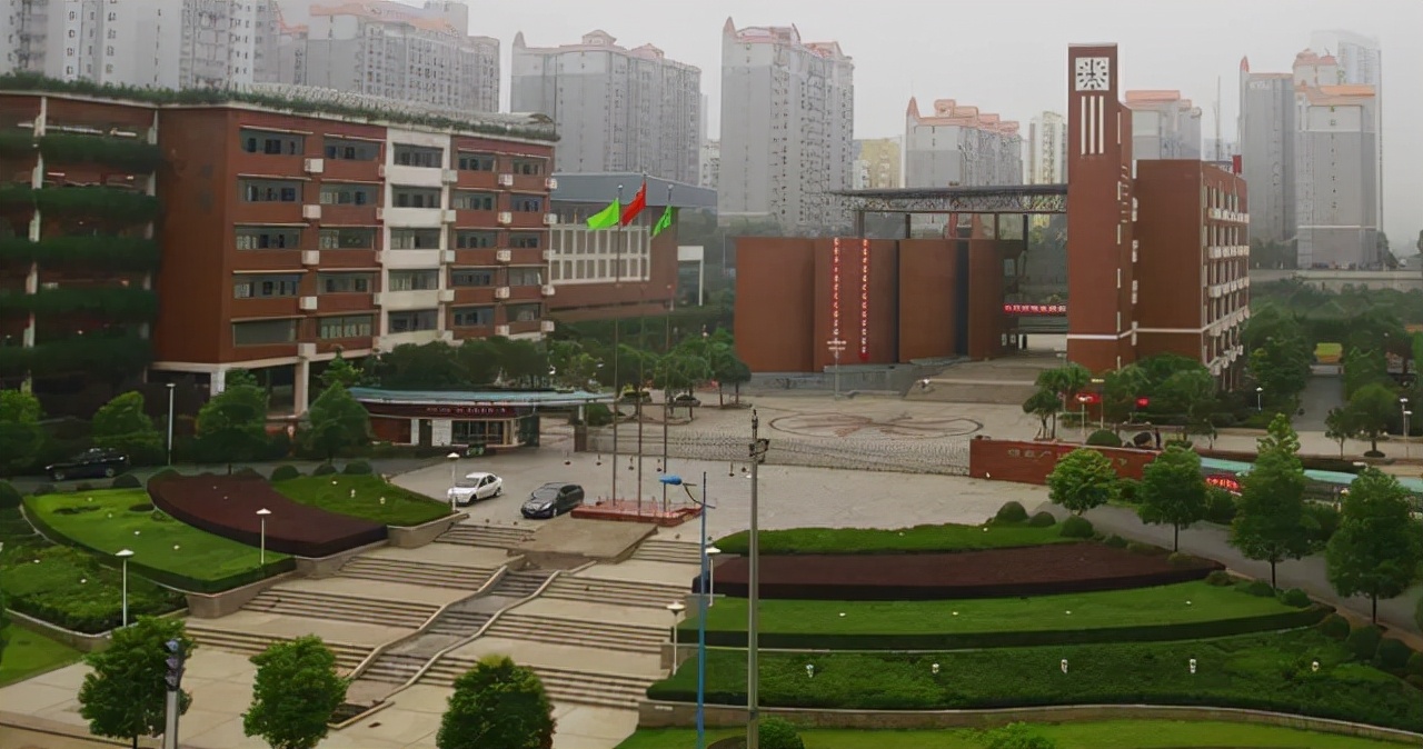 2022保送生名单最新发布，湖南师大附中成最大赢家，家长欣喜若狂