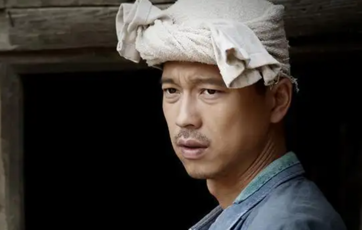 又一脱贫题材电视剧来袭，三位实力派演员强强联手，央视点名宣传