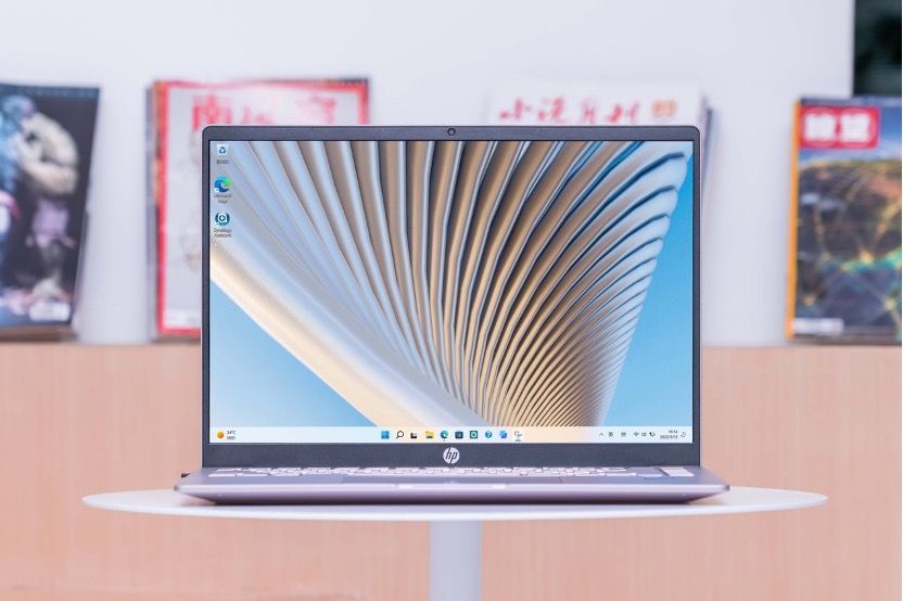 惠普星 14 Pro 评测：i7-12700H + 2.8K OLED 屏的高性能轻薄本模范生