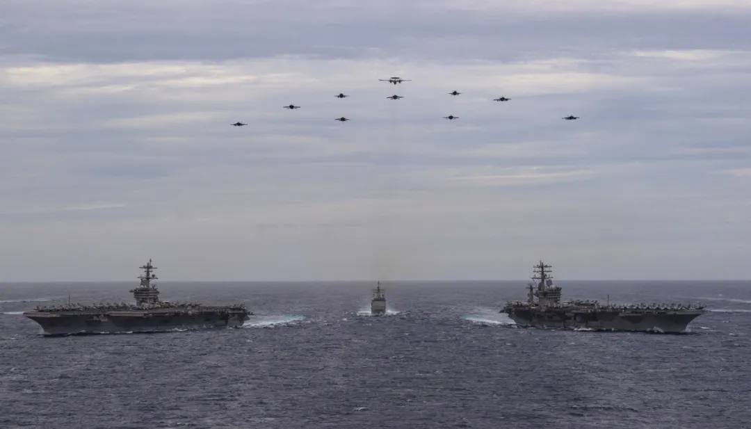 ��ͧ�ܶ�λ������300����ˣ�