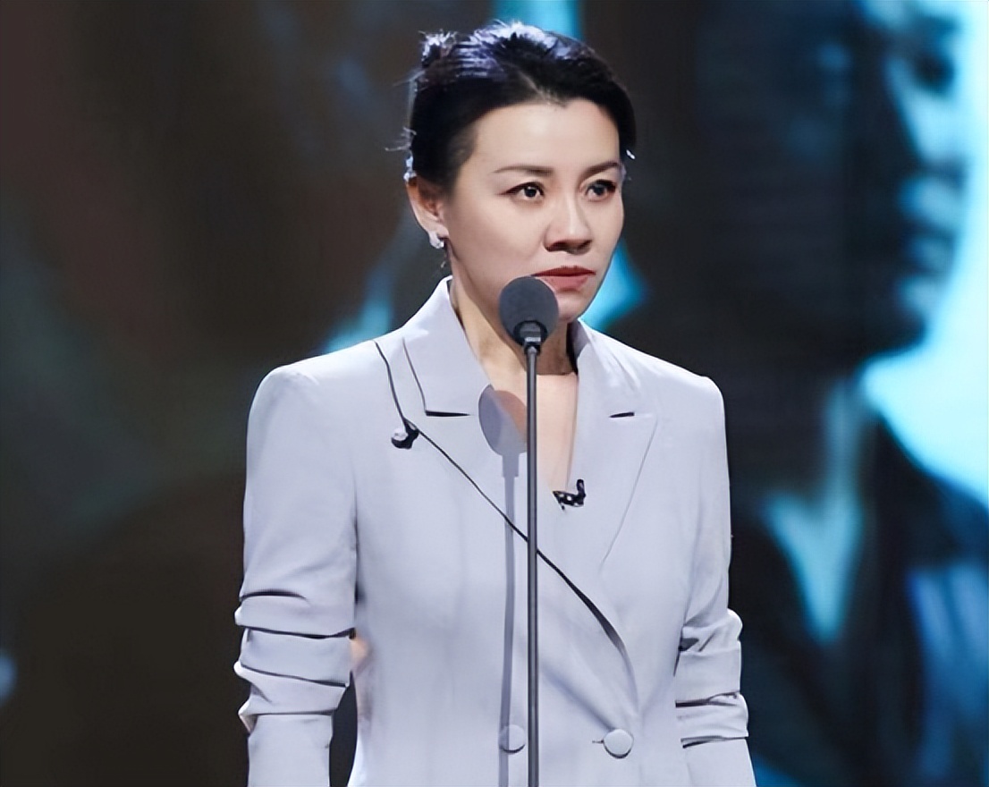 殷桃的痣、梅婷的黑眼圈，娱乐圈坚决不整容的女星，我只服这10位