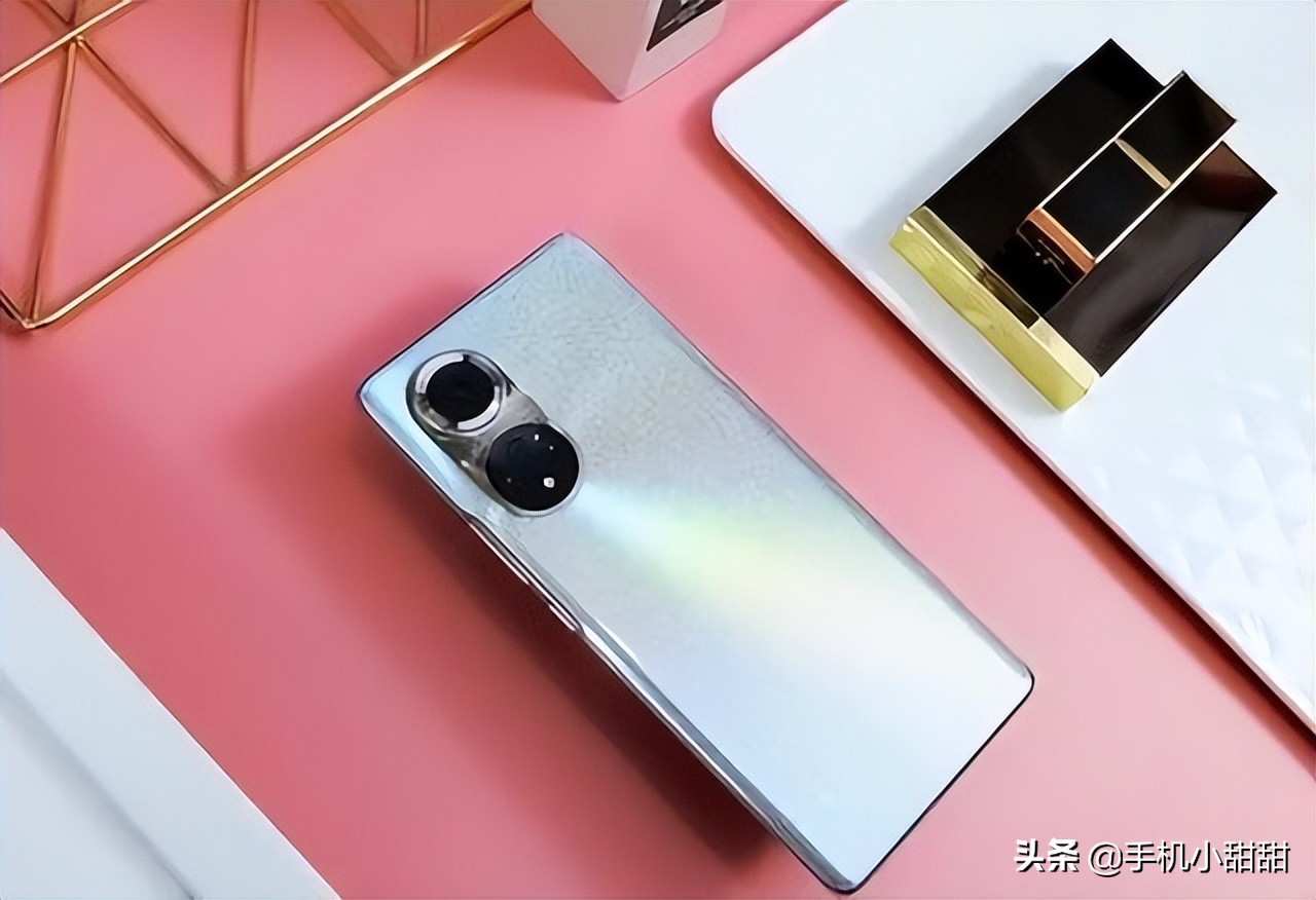 相差300块！vivo S15和荣耀70，你会选择哪一款？