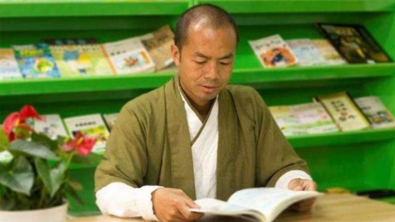 4年前，击败北大硕士，拿下诗词大会冠军的外卖小伙，如今在干啥