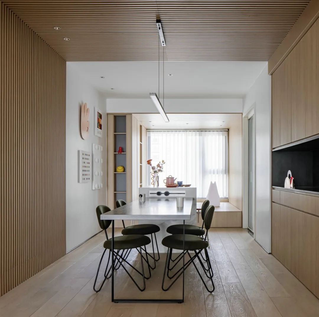 治愈大平层！188m²客餐厨一体的小四房，高颜值又强收纳