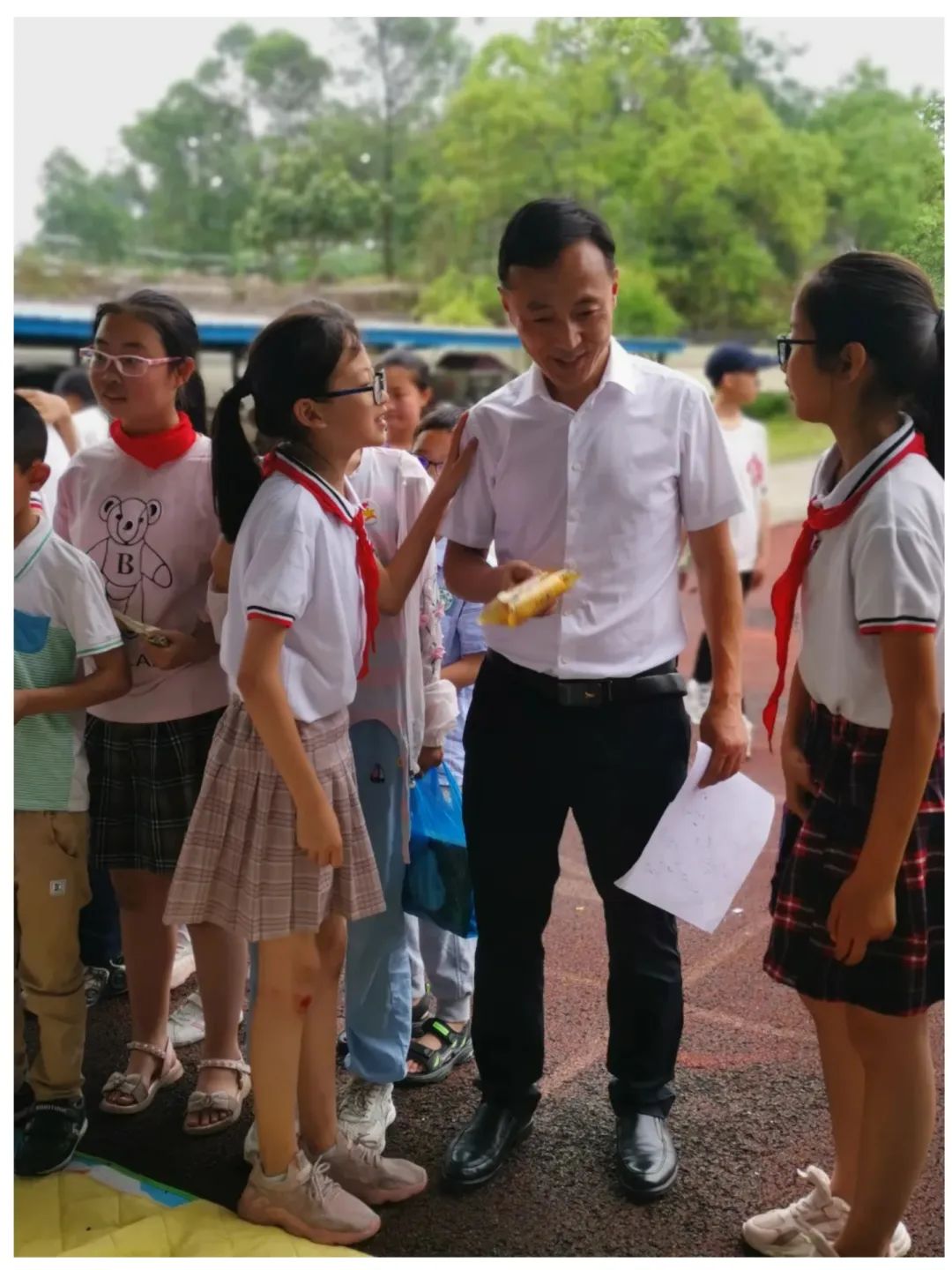 大林小学隆重举行“乘梦想之帆 为祖国起航”庆“六一”主题活动