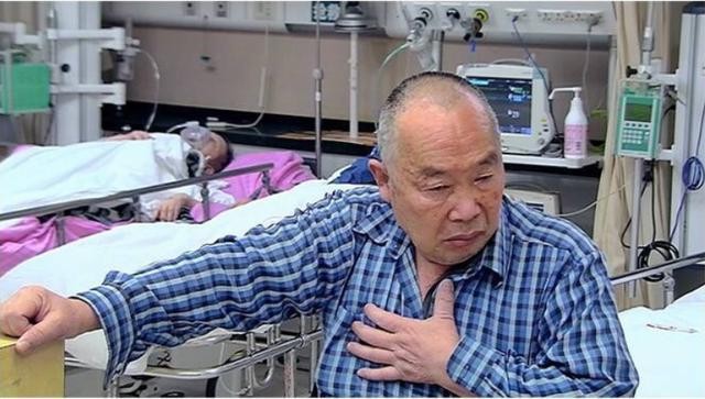 上海80后男子尿毒症晚期，没钱看病只能等死，临终都未见父亲一面