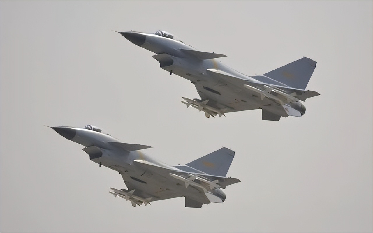 �վ�2000��A-50EI����ӡ����Ԥ�����Աȣ���������ǰ�߸��Ƚ�