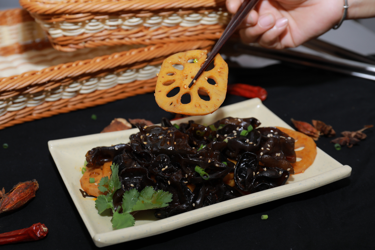 学做卤菜熟食（新手学熟食掌握这几点不花钱就可自学成材）