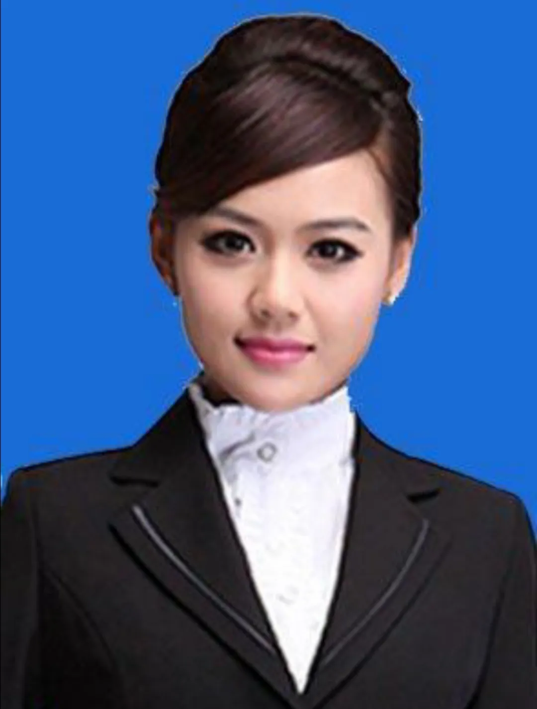 怎样用ps给自己做证件照(如何利用ps轻松做证件照？)
