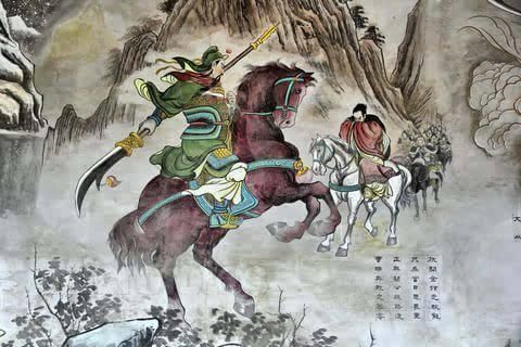 关羽：一个忠义勇猛的败军之将，为什么会成为华夏的武圣？