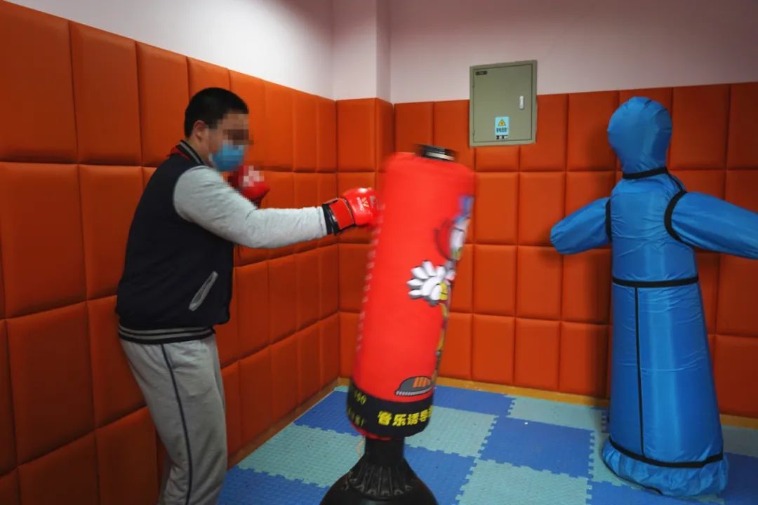 遇到心理困扰不要怕！来学校“心灵港湾”减压