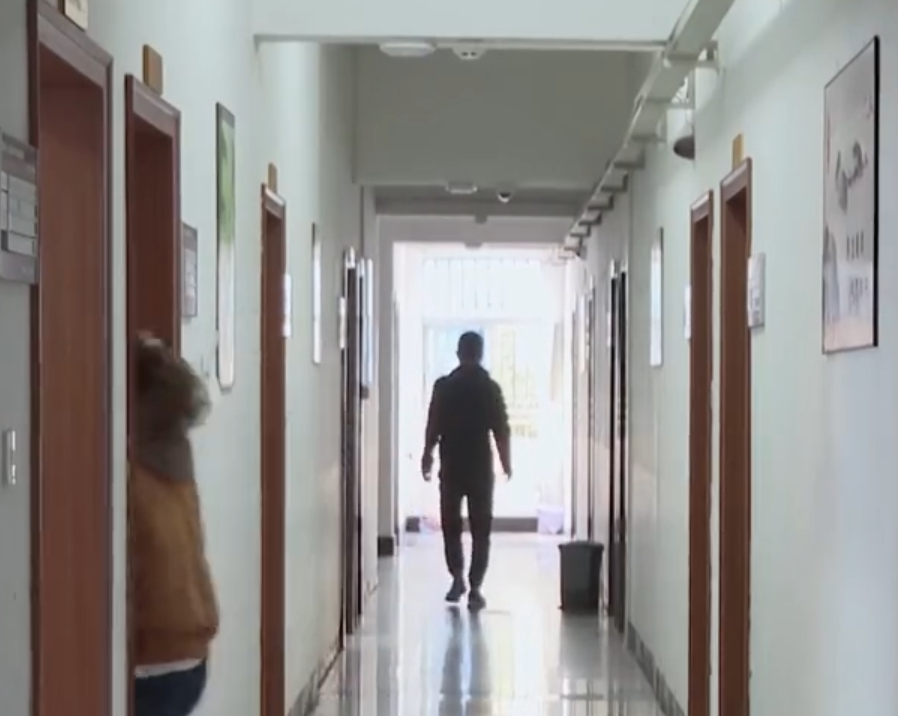 “大老虎”截留工伤赔偿款29万，声称自己在做生意，结局大快人心