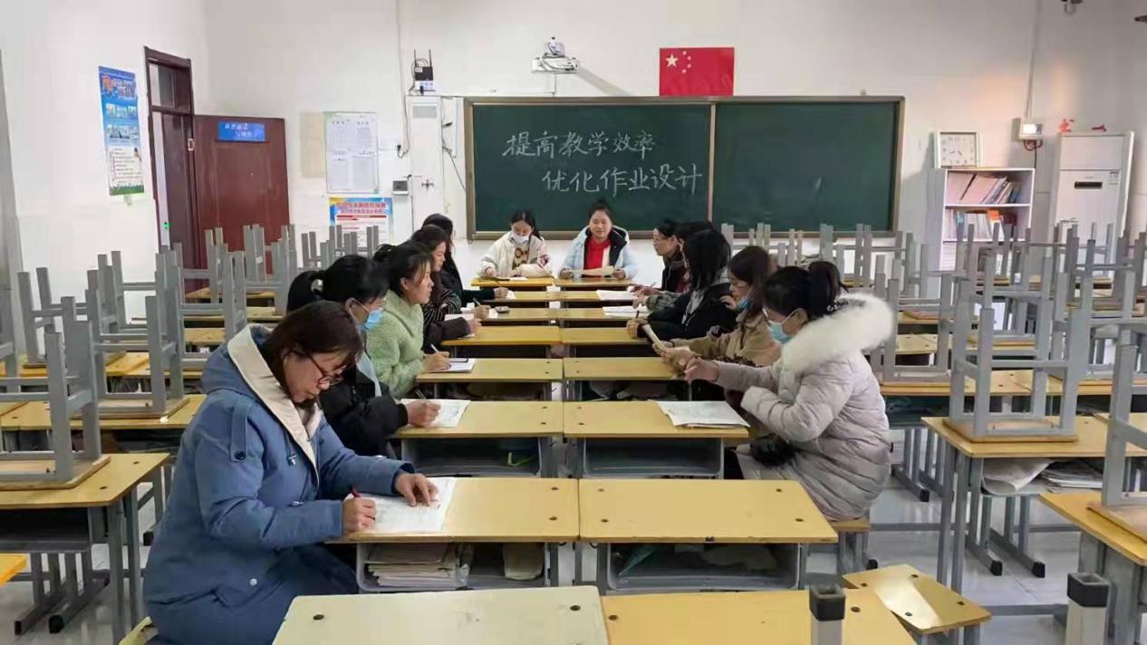 河间市新华小学推进“双减”落地生效(图1)