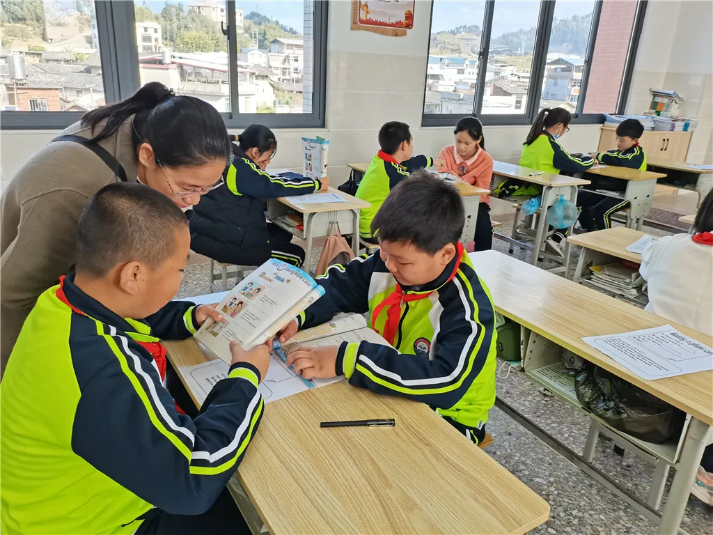 龙岩市溪南小学：冬日暖“洋”沐人心(图9)