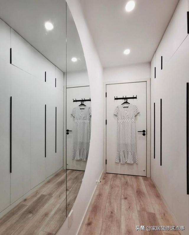 上海一户人家，坚持不买餐桌不买床，实用性反而超强又美观