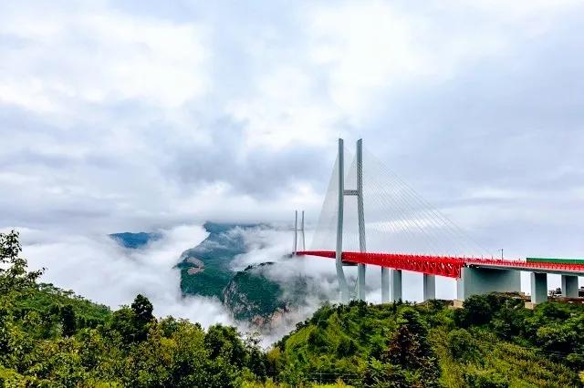 中国十大名桥展现基建实力，彰显基建狂魔称号由来