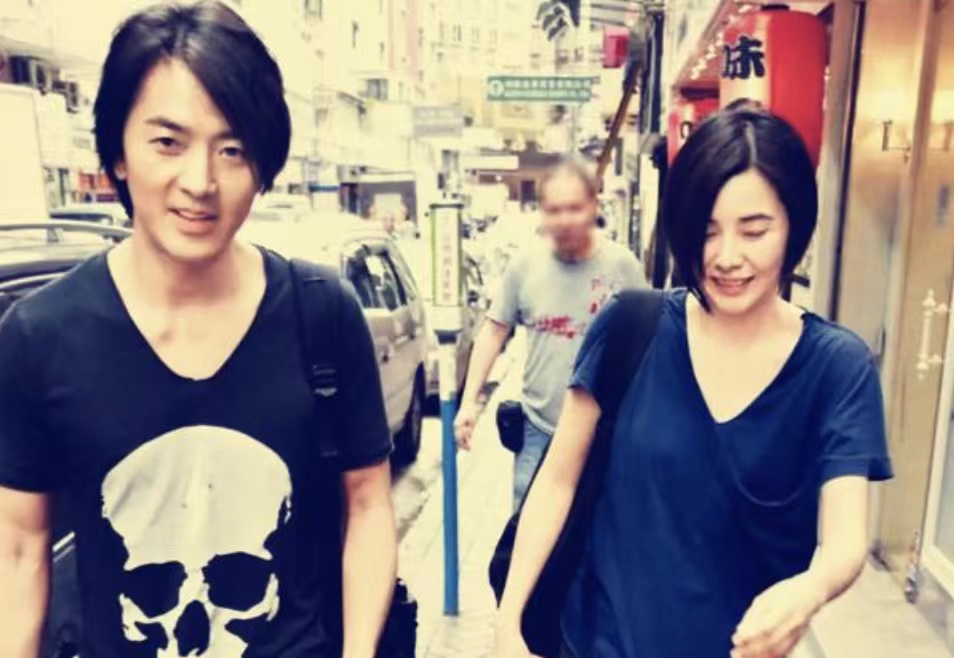 真没想到，这10对明星夫妇是丁克，有人养猫，有人把狗当亲人