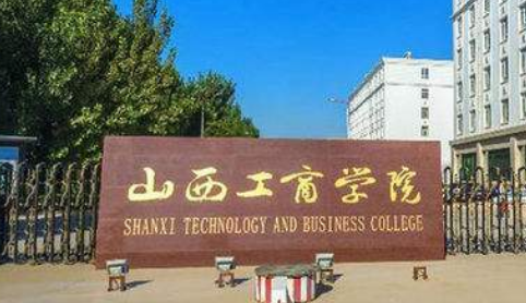 51岁大学生晒成绩单，3门90+无挂科，评论区“太酸”了