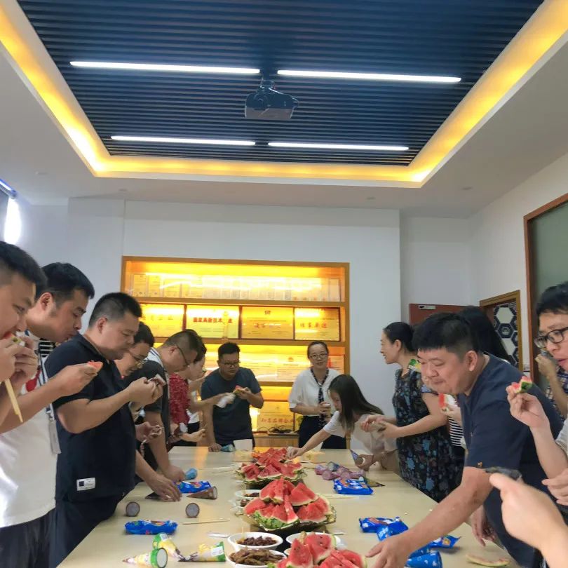 卡德智能與你清涼一夏，夏日福利來(lái)啦