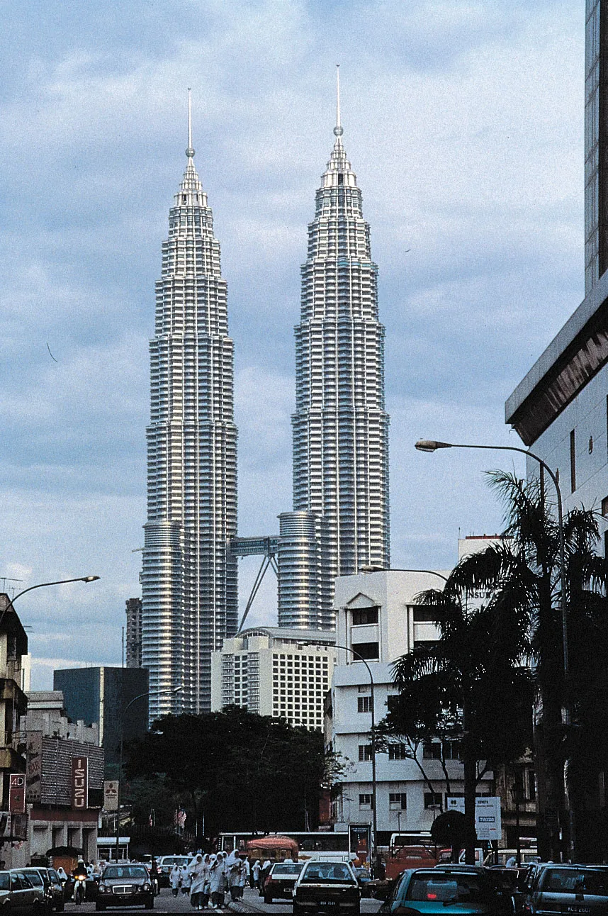 马来西亚拟建高775米超级摩天楼，形如绣花针