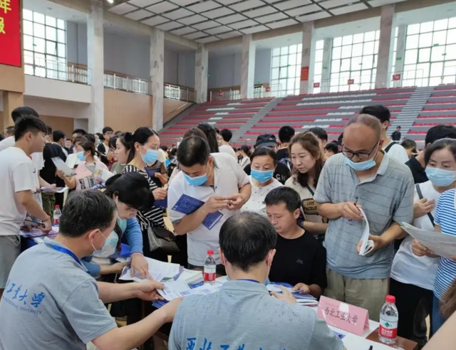 陕西迎来4所新大学，西安大学或成立？此外4种学生无缘2022高考