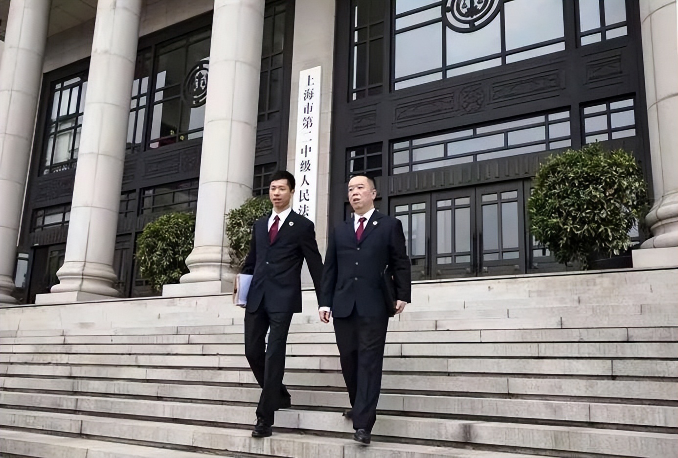 上海“男神”检察官：屡办大案要案，3次荣立二等功，获国际关注！