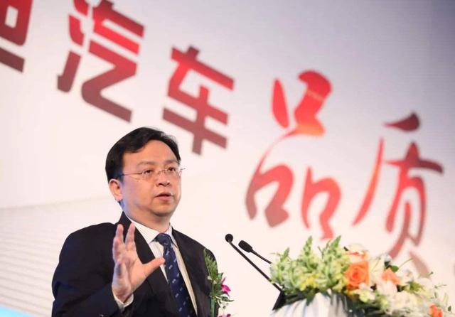 坐拥千亿身家,在深圳却只住三室一厅,每天都到员工饭堂吃饭--飞鸽网