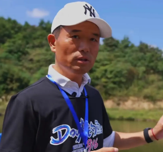 者,当年放弃年薪20万的总经理职务,裸辞钻研钓术最终成了"中国钓王"