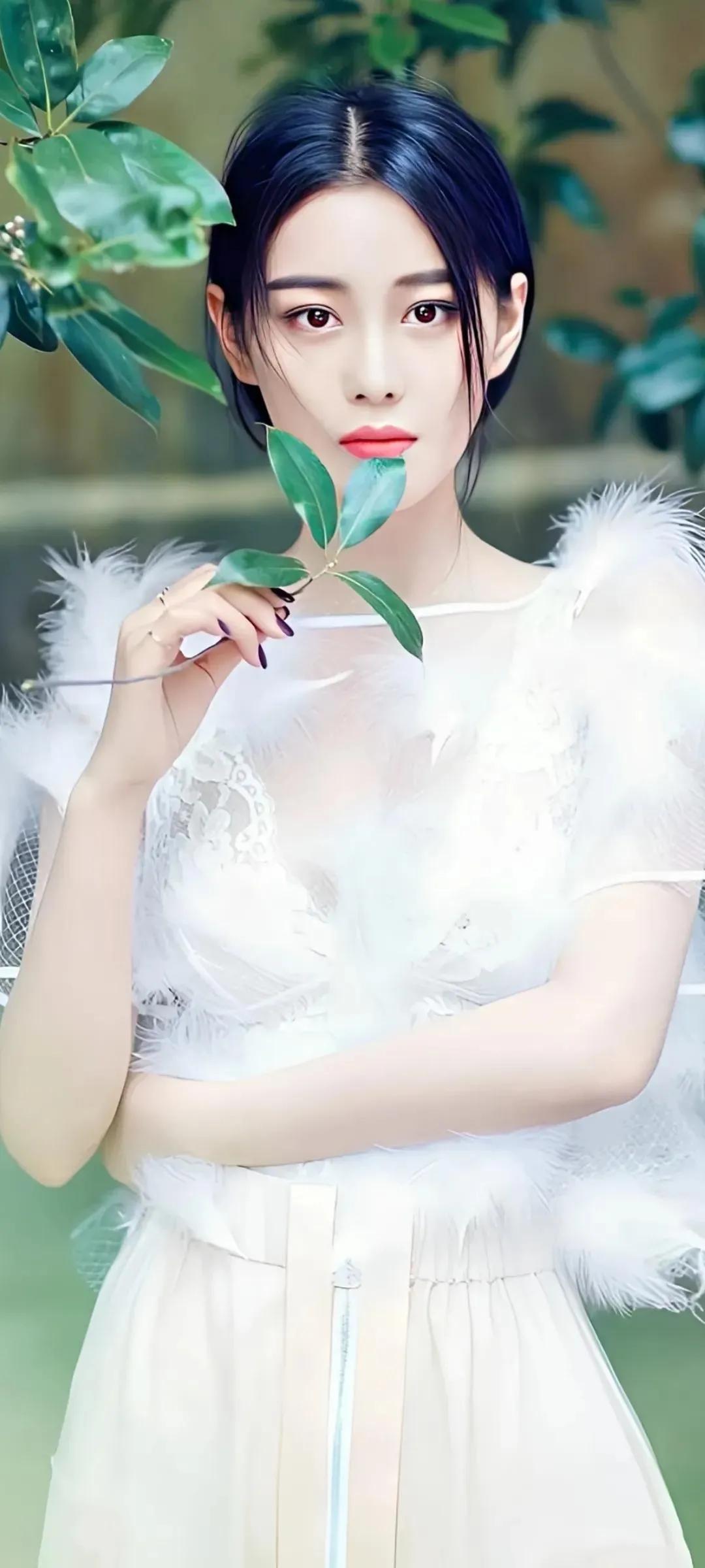 张馨予高清壁纸