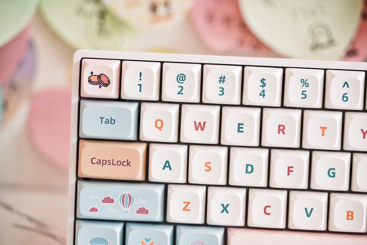 颜控不能拒绝的键盘，享受客制化设计，小呆虫马卡龙主题配色