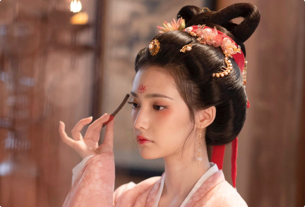 《梦华录》为影视圈发掘了一个00后好演员,赵今麦有队友了