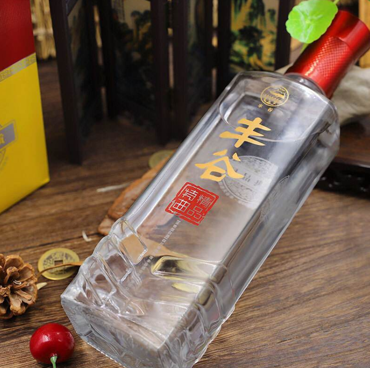 春节白酒怎么选？收下这份“家宴酒清单”，请客、送礼都很有面子