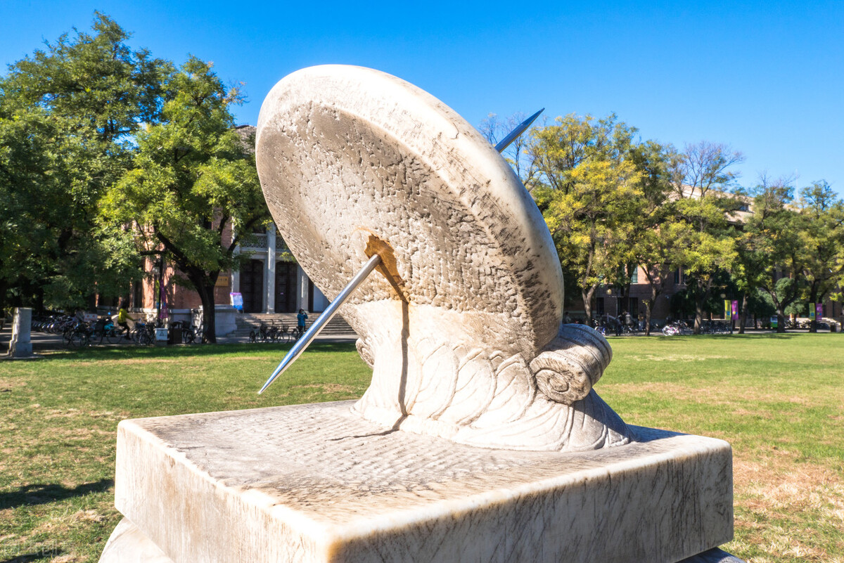 高考志愿选哪些大学好？排名前30%的本科、公办高校前半区均不错