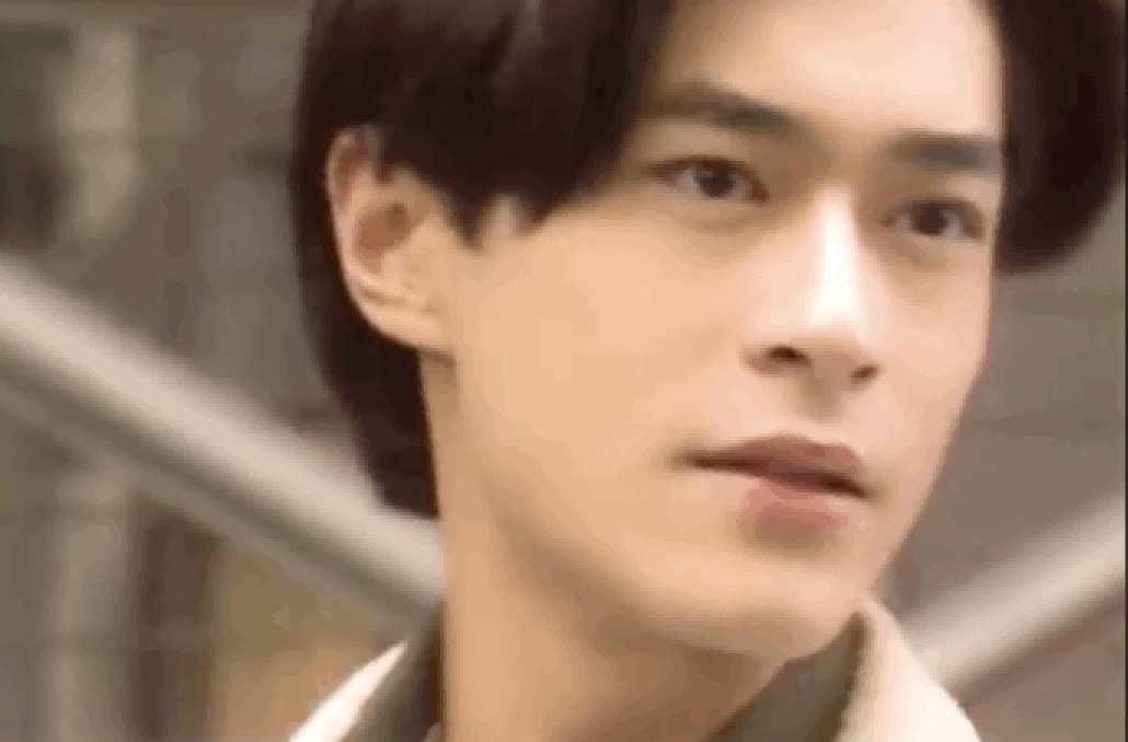 “含胸驼背”别硬演古偶，所谓“玉面小郎君”，还得看这9位明星