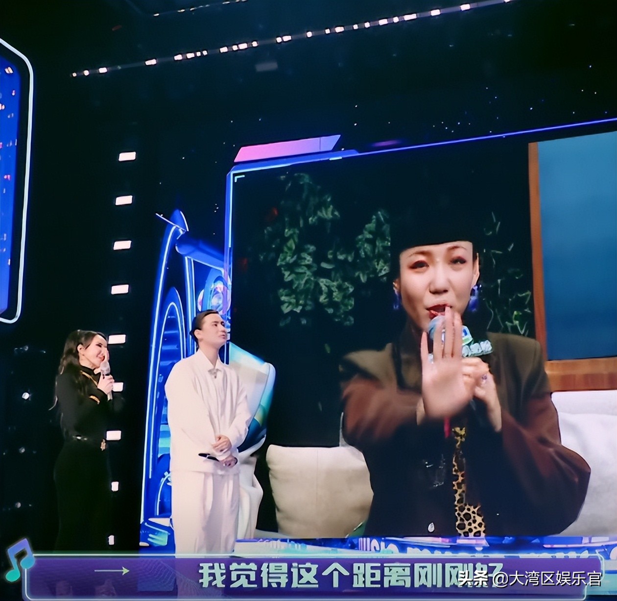 《为歌而赞》11期梁龙夺冠，音符超李玟龚琳娜，评委一语道破真相