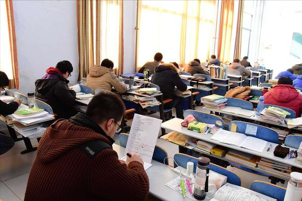 2022年高校“推免率”排名发布，第一名不是清北，中科大进入前三