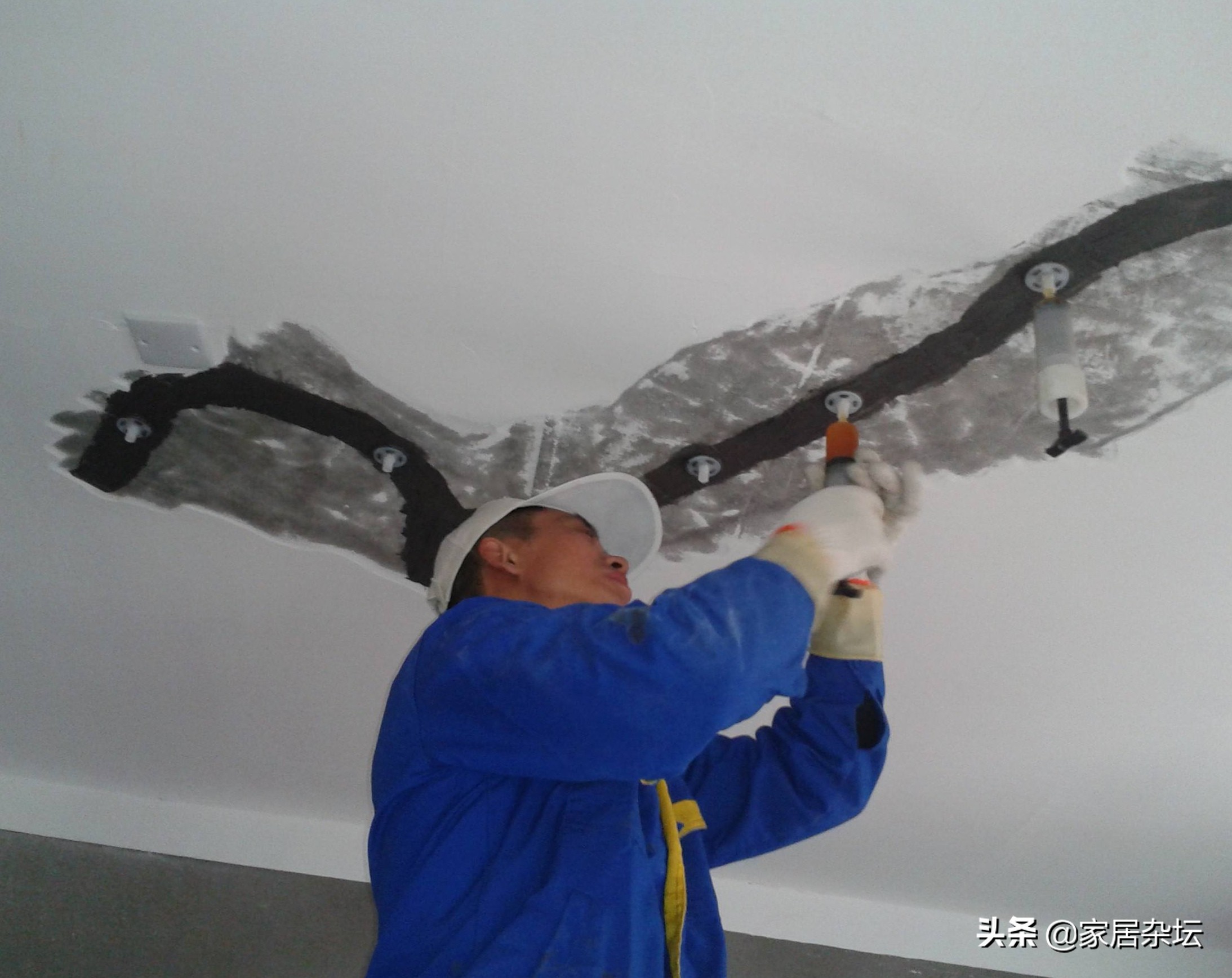 楼板开裂怎么处理？要分成2种类型，找到原因就能对应处理了